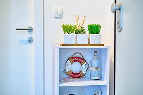 Luxury Seaside Apartment by Litto