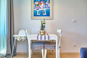 Luxury Seaside Apartment by Litto