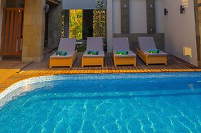 Royal Regantris Trawangan