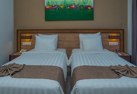 Royal Regantris Trawangan