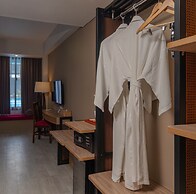 Royal Regantris Trawangan