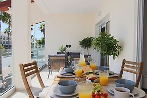 Phaedrus Living: Seaview Luxury Flat Limnaria 151