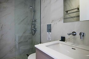 Phaedrus Living: Seaview Luxury Flat Limnaria 151