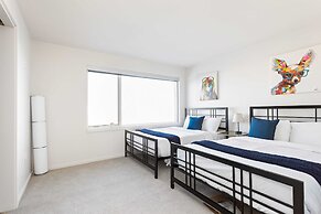 TWO Modern Penthouses on Mass by CozySuites