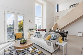 TWO Modern Penthouses on Mass by CozySuites