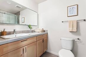 TWO Modern Penthouses on Mass by CozySuites