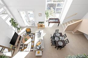 TWO Modern Penthouses on Mass by CozySuites