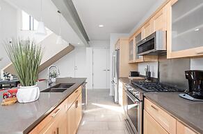 TWO Modern Penthouses on Mass by CozySuites