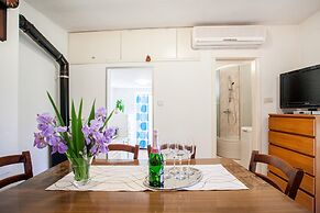 House With Large Garden, Right Next to the River