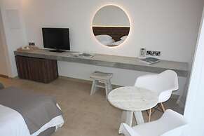 Gold Lagoon Kosher Hotel