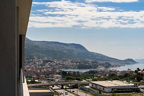 A1 - Modern apt With the Terrace & sea View