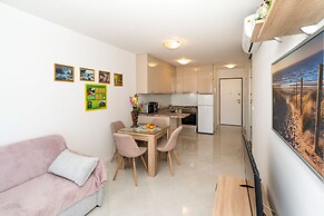 A1 - Modern apt With the Terrace & sea View