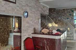 Ozden Eren Hotel