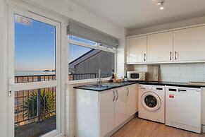 Sea View Apartment - Sea Front Apartment With Views