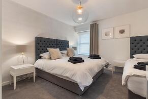 Sea View Apartment - Sea Front Apartment With Views