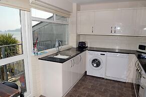 Sea View Apartment - Sea Front Apartment With Views