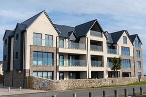 Apartment 3 Waterstone House - Sea Front Apartment Hot Tub