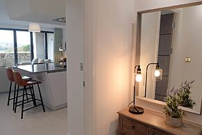 Apartment 2 Waterstone House - Luxury Sea View Apartment