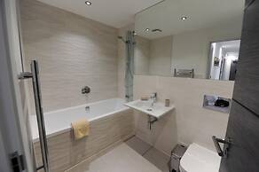 Apartment 2 Waterstone House - Luxury Sea View Apartment