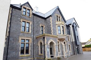 Apartment 2 Waterstone House - Luxury Sea View Apartment