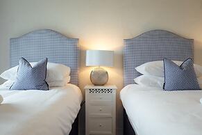 The Blacksmiths - Luxury Cottage Countryside Views Pet Friendly