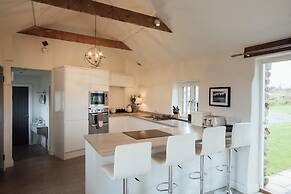 The Blacksmiths - Luxury Cottage Countryside Views Pet Friendly
