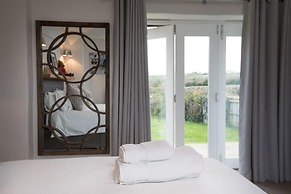 The Blacksmiths - Luxury Cottage Countryside Views Pet Friendly