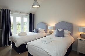 The Blacksmiths - Luxury Cottage Countryside Views Pet Friendly