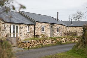 The Blacksmiths - Luxury Cottage Countryside Views Pet Friendly