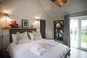 The Blacksmiths - Luxury Cottage Countryside Views Pet Friendly