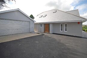 The Hawthorns - Large Luxury Cottage Hot Tub Sea Views