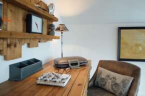 The Hawthorns - Large Luxury Cottage Hot Tub Sea Views