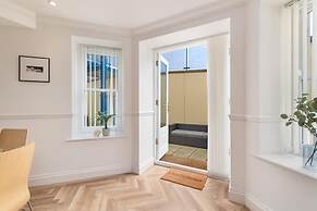 2 South Beach Court - Beach Front Apartment