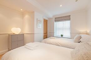 2 South Beach Court - Beach Front Apartment