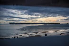 2 South Beach Court - Beach Front Apartment