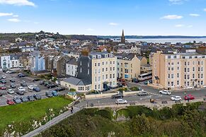 2 South Beach Court - Beach Front Apartment