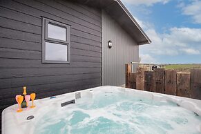 Valley View Lodge - Luxury Lodge Hot Tub Close to Beach