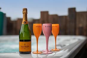 Valley View Lodge - Luxury Lodge Hot Tub Close to Beach