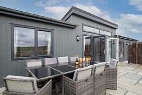 Valley View Lodge - Luxury Lodge Hot Tub Close to Beach