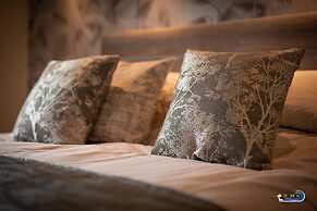 Valley View Lodge - Luxury Lodge Hot Tub Close to Beach