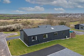 Valley View Lodge - Luxury Lodge Hot Tub Close to Beach
