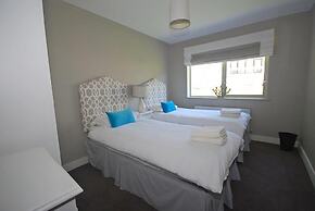 Amber Cottage - Luxury Cottage Hot Tub Sea Views and Log Burner