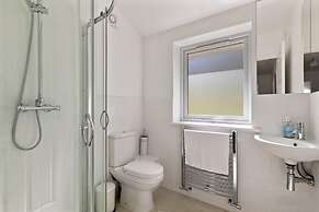 Am Byth - Luxury Cottage Sea Views