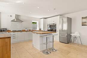 Am Byth - Luxury Cottage Sea Views