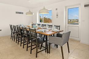 Am Byth - Luxury Cottage Sea Views