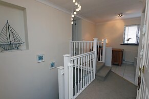 Swallow Dale - Large Pet Friendly Cottage