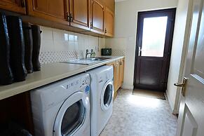 Swallow Dale - Large Pet Friendly Cottage