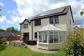 Swallow Dale - Large Pet Friendly Cottage
