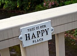 Valley Retreat - Peaceful Location Walk to Beach Parking