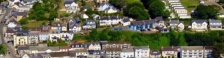 Sea Urchins Apartment - Sea Front Apartment With Views Pet Friendly